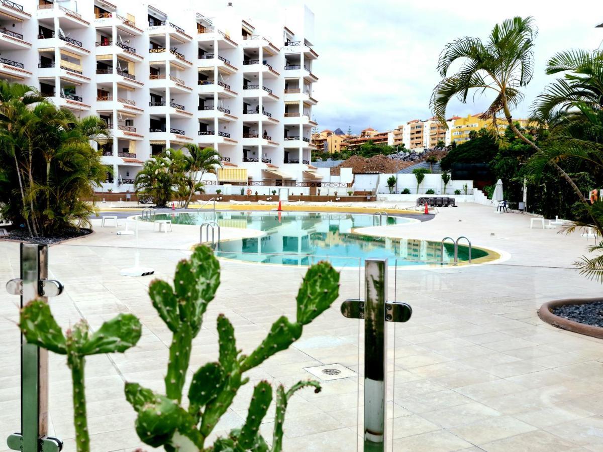 Luxury San Marino Apartment & Pool View Los Cristianos  Buitenkant foto