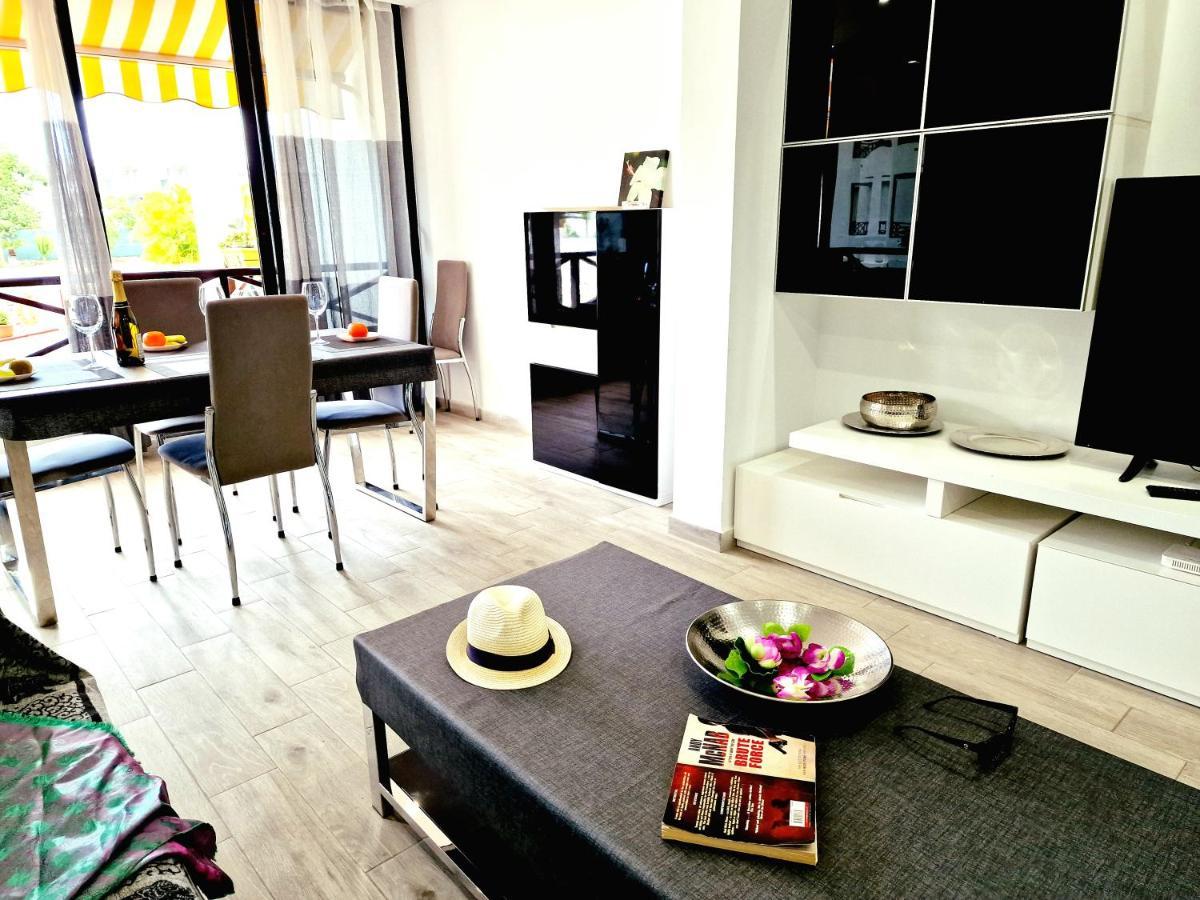 Luxury San Marino Apartment & Pool View Los Cristianos  Buitenkant foto