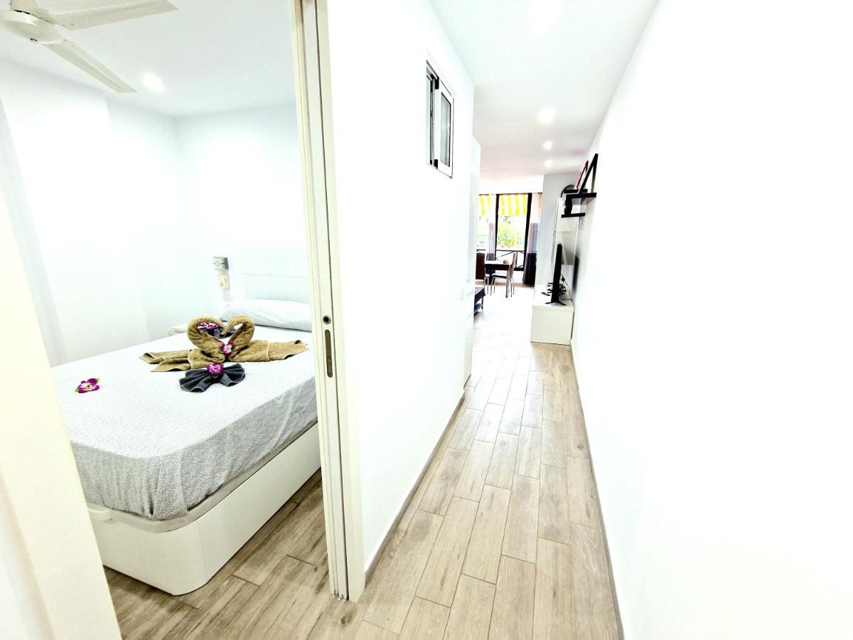 Luxury San Marino Apartment & Pool View Los Cristianos  Buitenkant foto